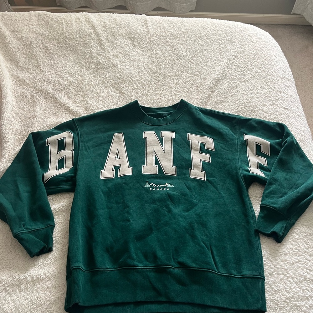 Abercrombie & Fitch Forest Green BANFF Crewneck Sweatshirt